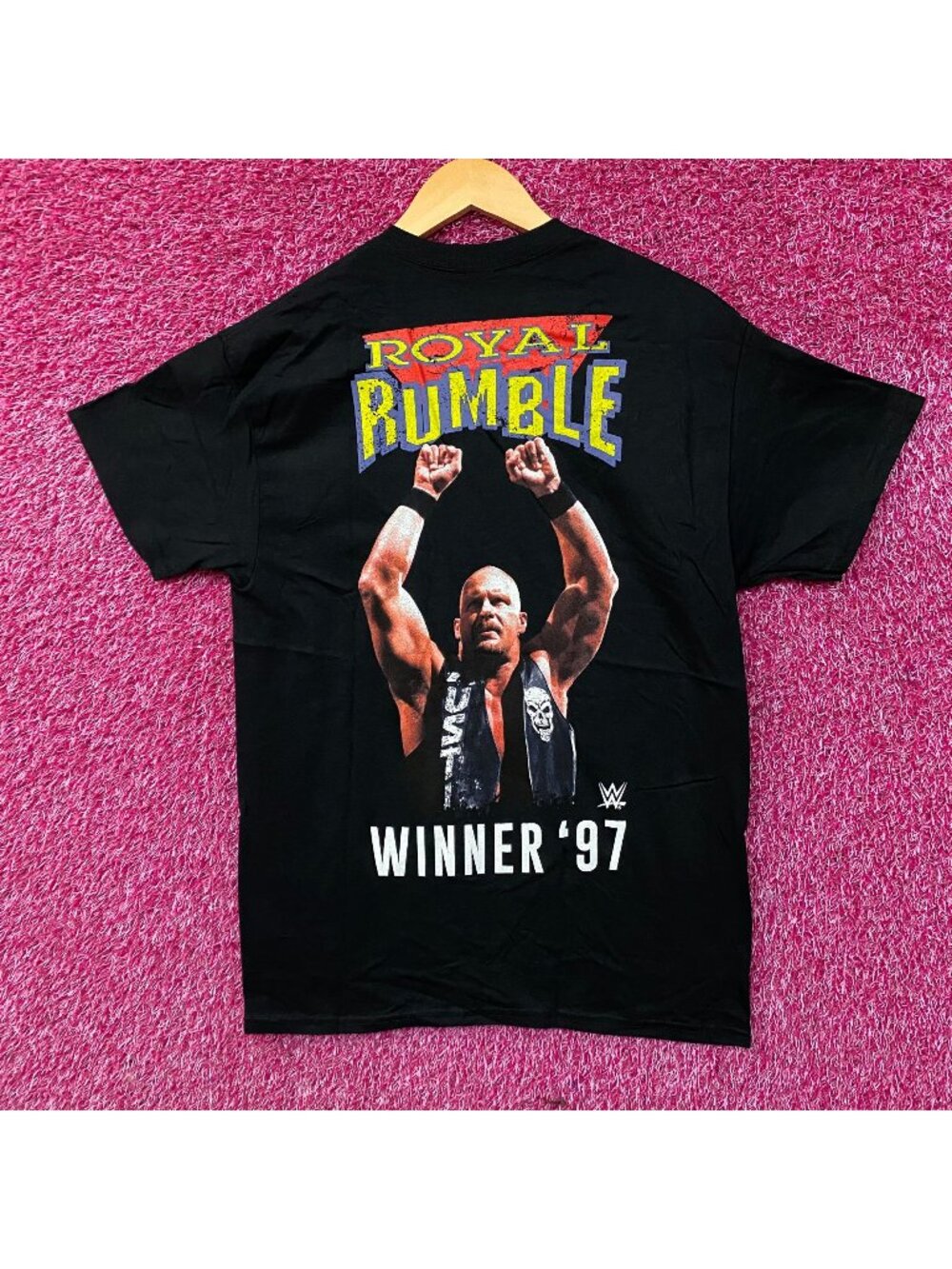 WWE "Stone Cold" Steve Austin 1997 Royal Rumble Winner Graphic T-Shirt Medium